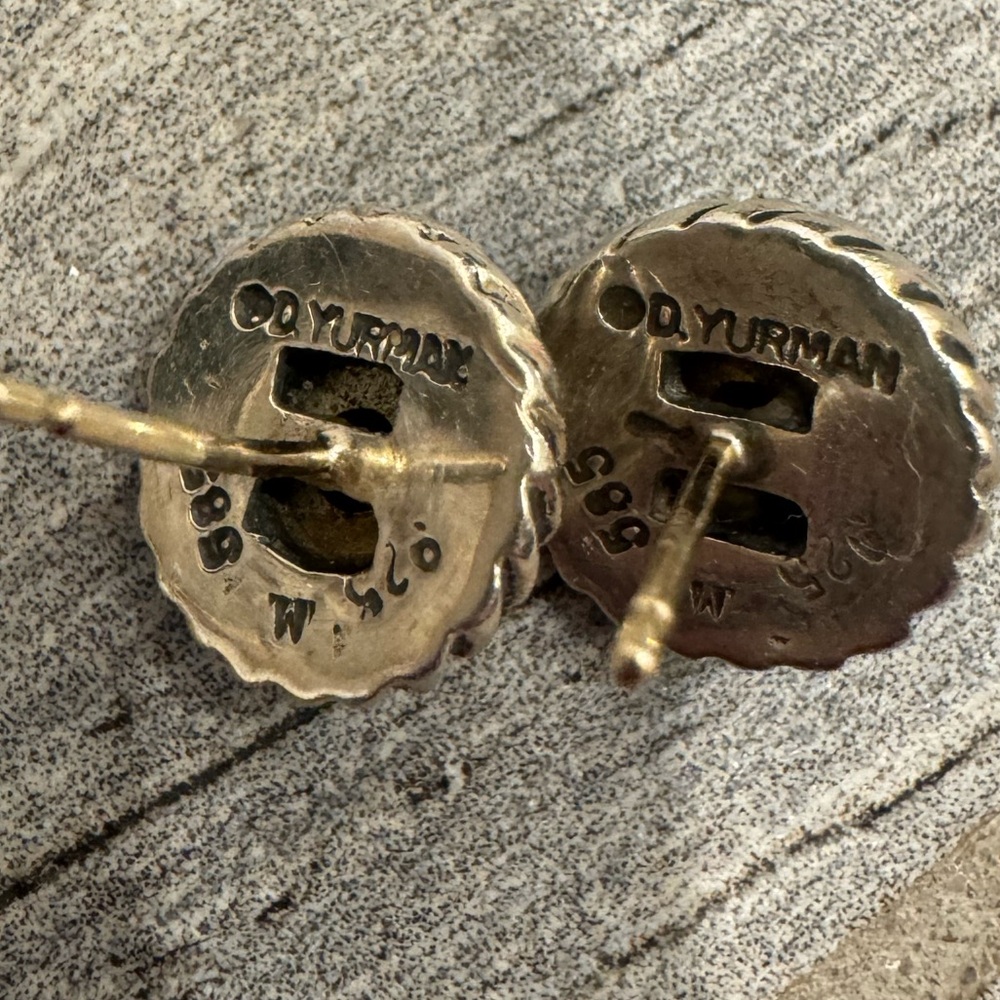 DAVID YURMAN Sterling & 14K Cable Cookie Post Small Red Stone Garnet Earrings - Picture 5 of 12